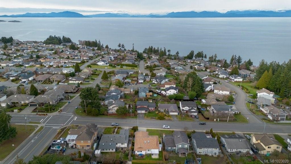 6069 Waldbank Rd, Nanaimo, BC