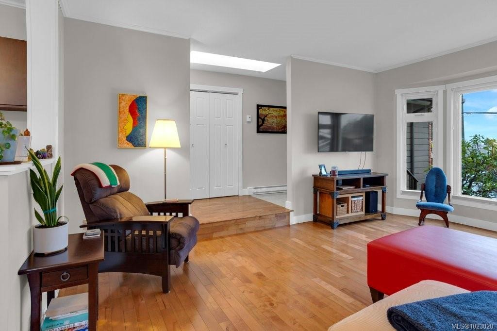 6069 Waldbank Rd, Nanaimo, BC