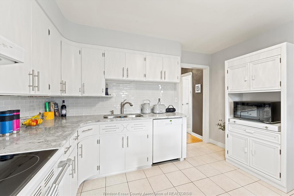 2496 Meldrum, Windsor, ON