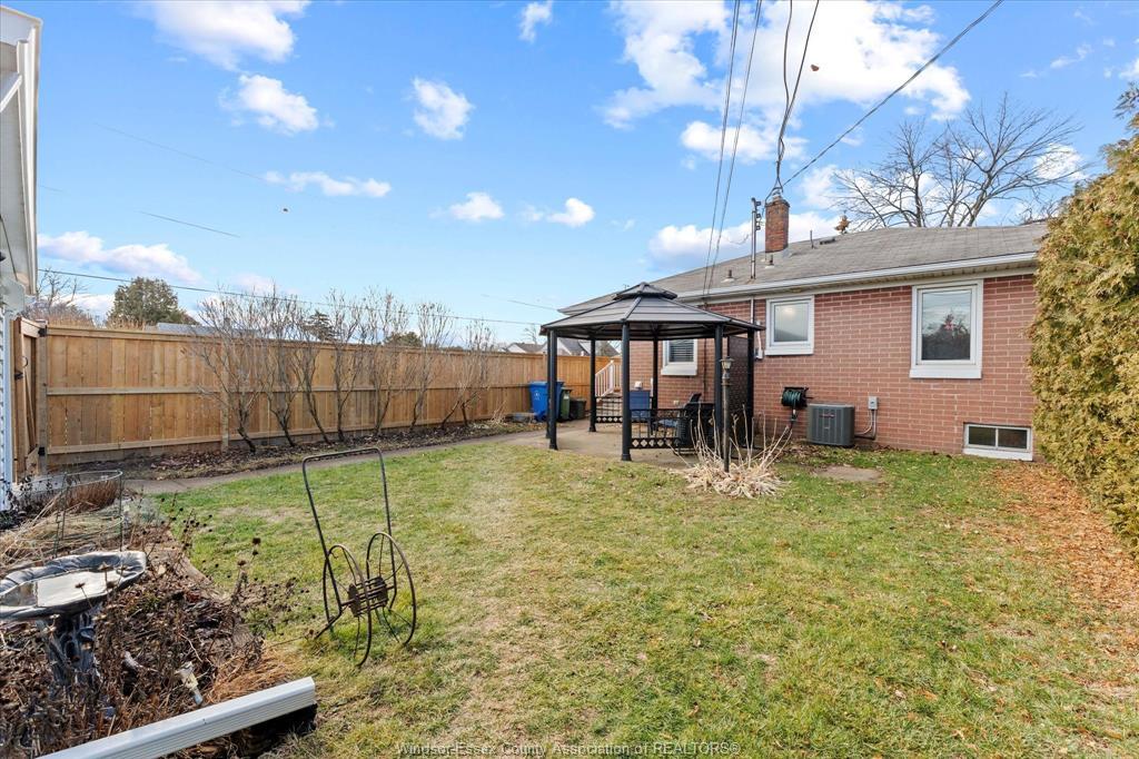 2496 Meldrum, Windsor, ON