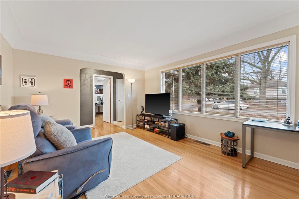 2496 Meldrum, Windsor, ON