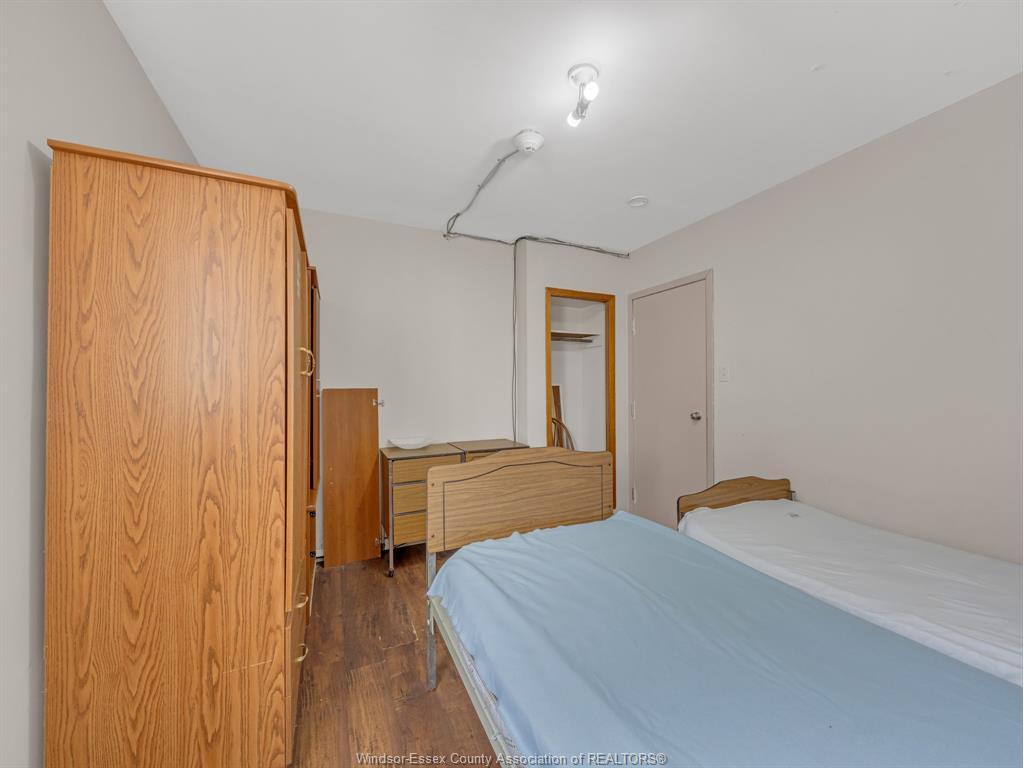 801 Victoria Avenue, Windsor, ON