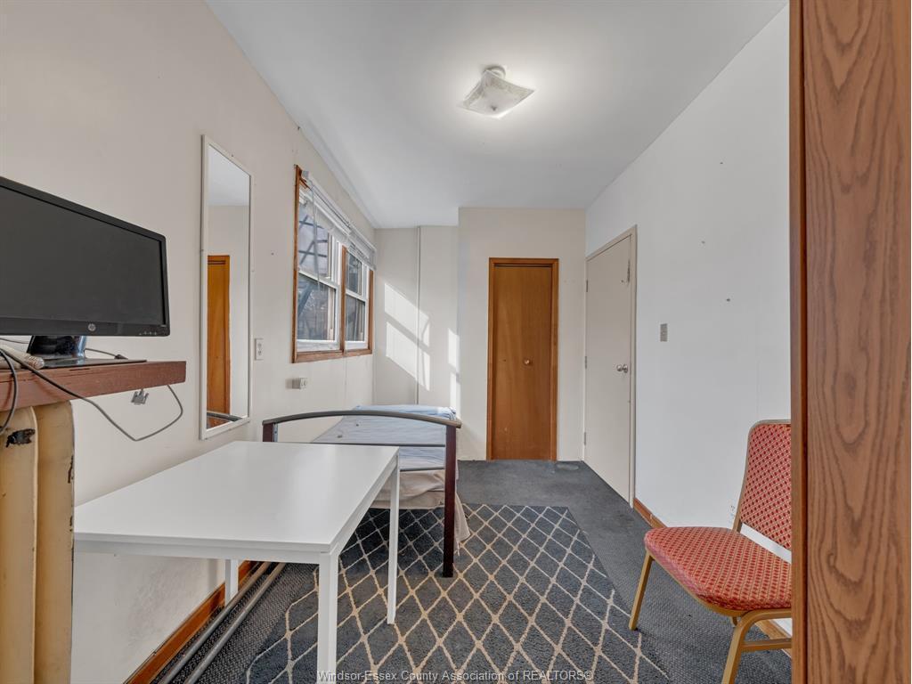 801 Victoria Avenue, Windsor, ON