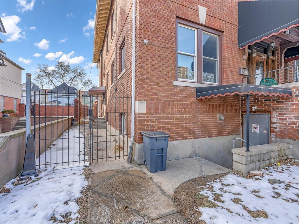 801 Victoria Avenue, Windsor, ON