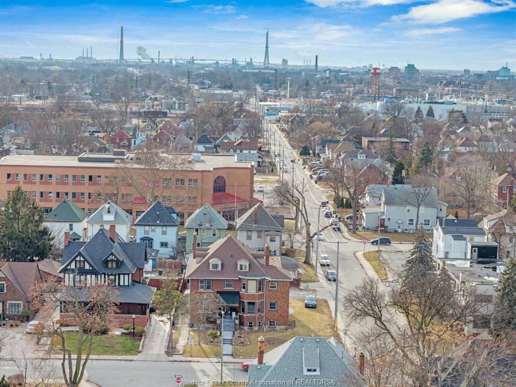 801 Victoria Avenue, Windsor, ON