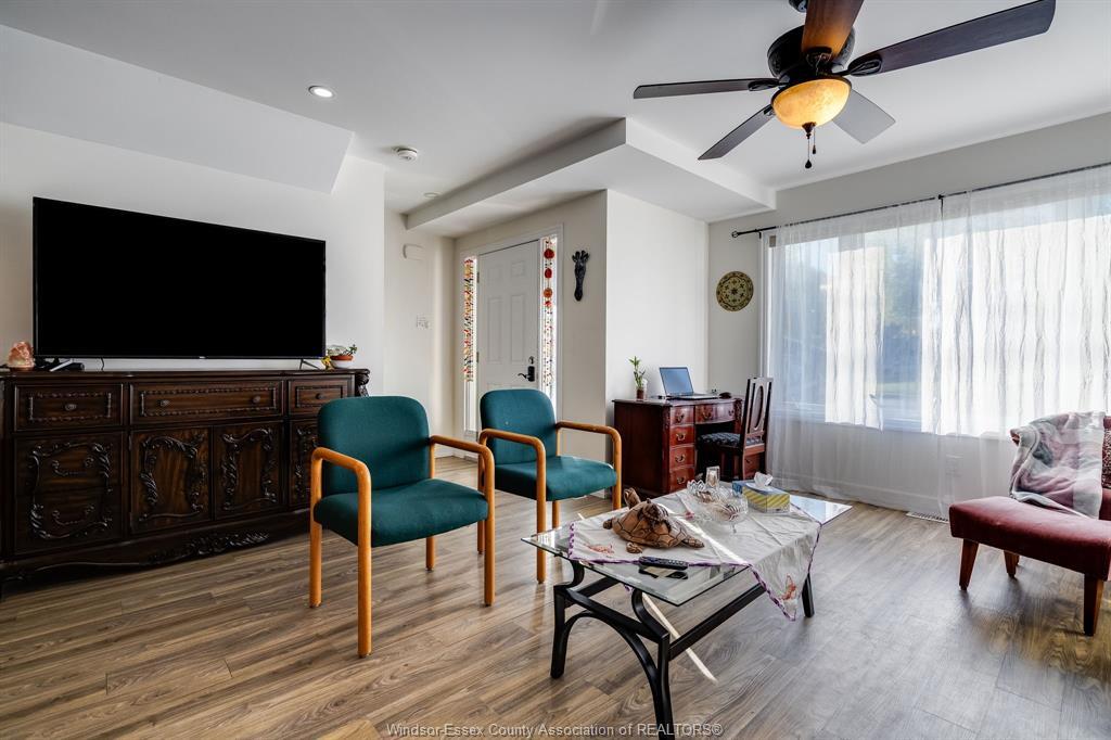 89 Oak Street East, Leamington, ON