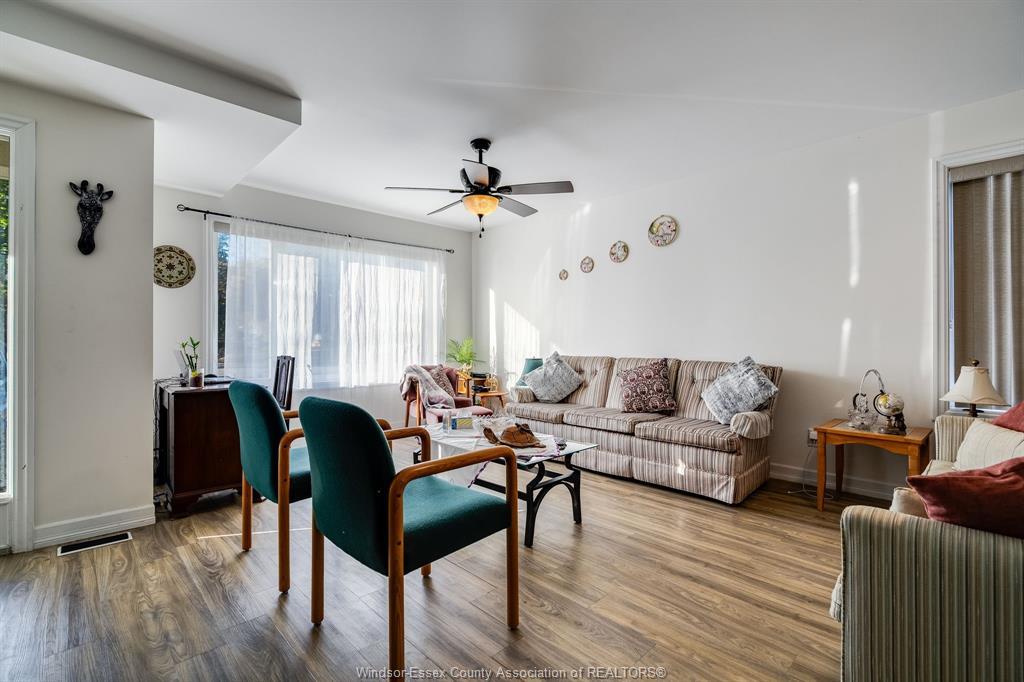 89 Oak Street East, Leamington, ON