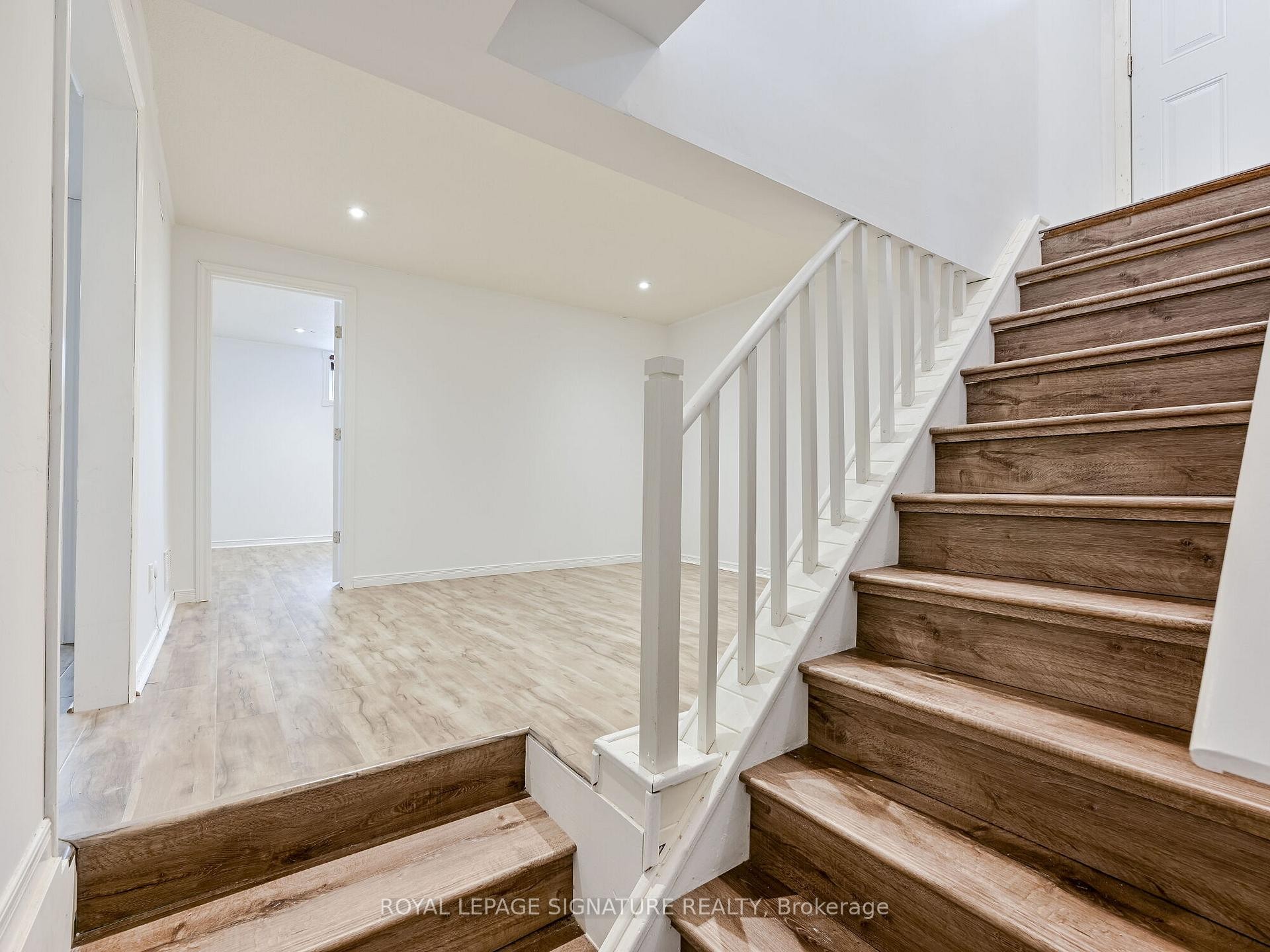 1195 Chada Avenue, Mississauga, ON - Indoor Photo Showing Other Room