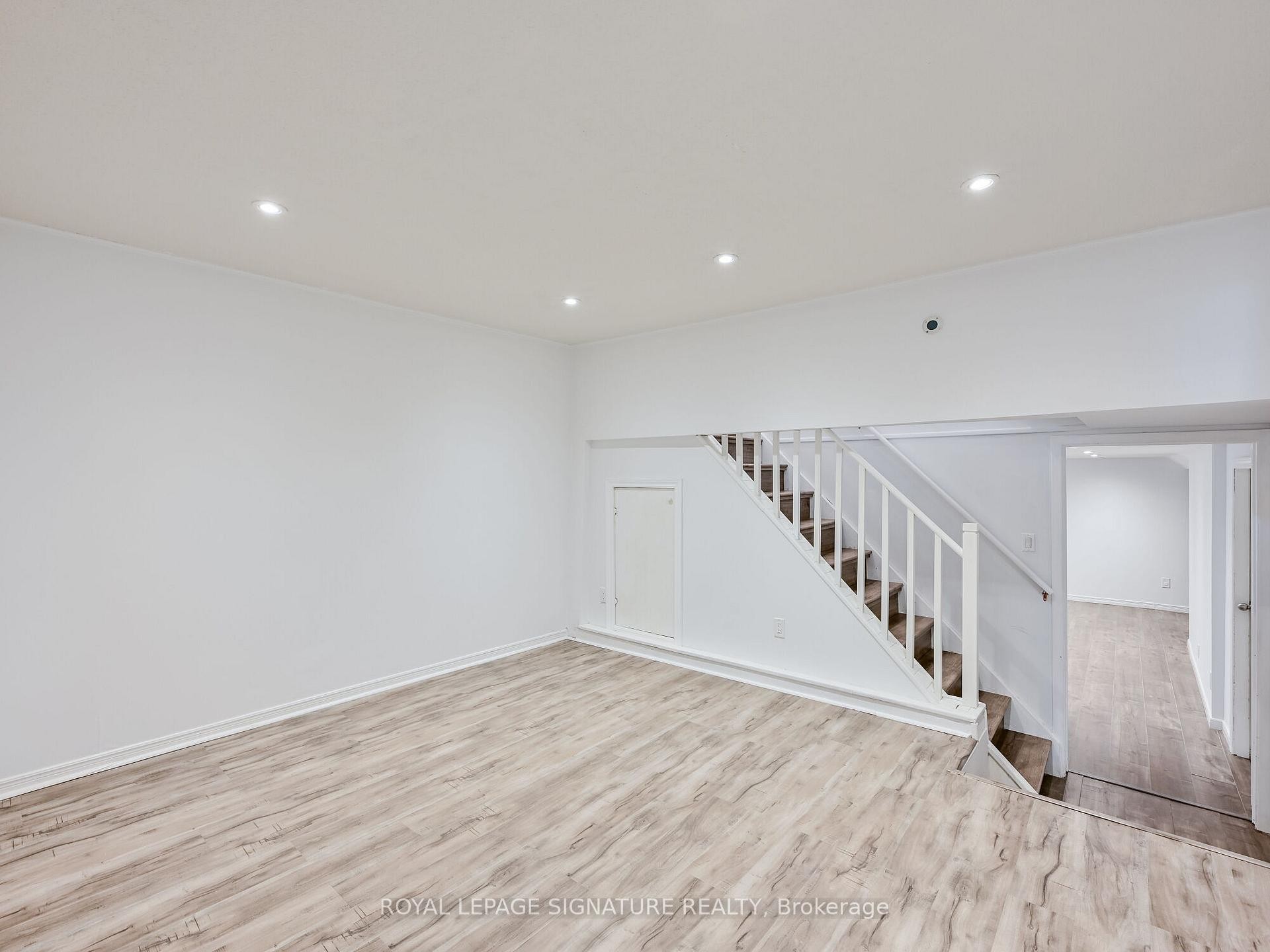 1195 Chada Avenue, Mississauga, ON - Indoor Photo Showing Other Room
