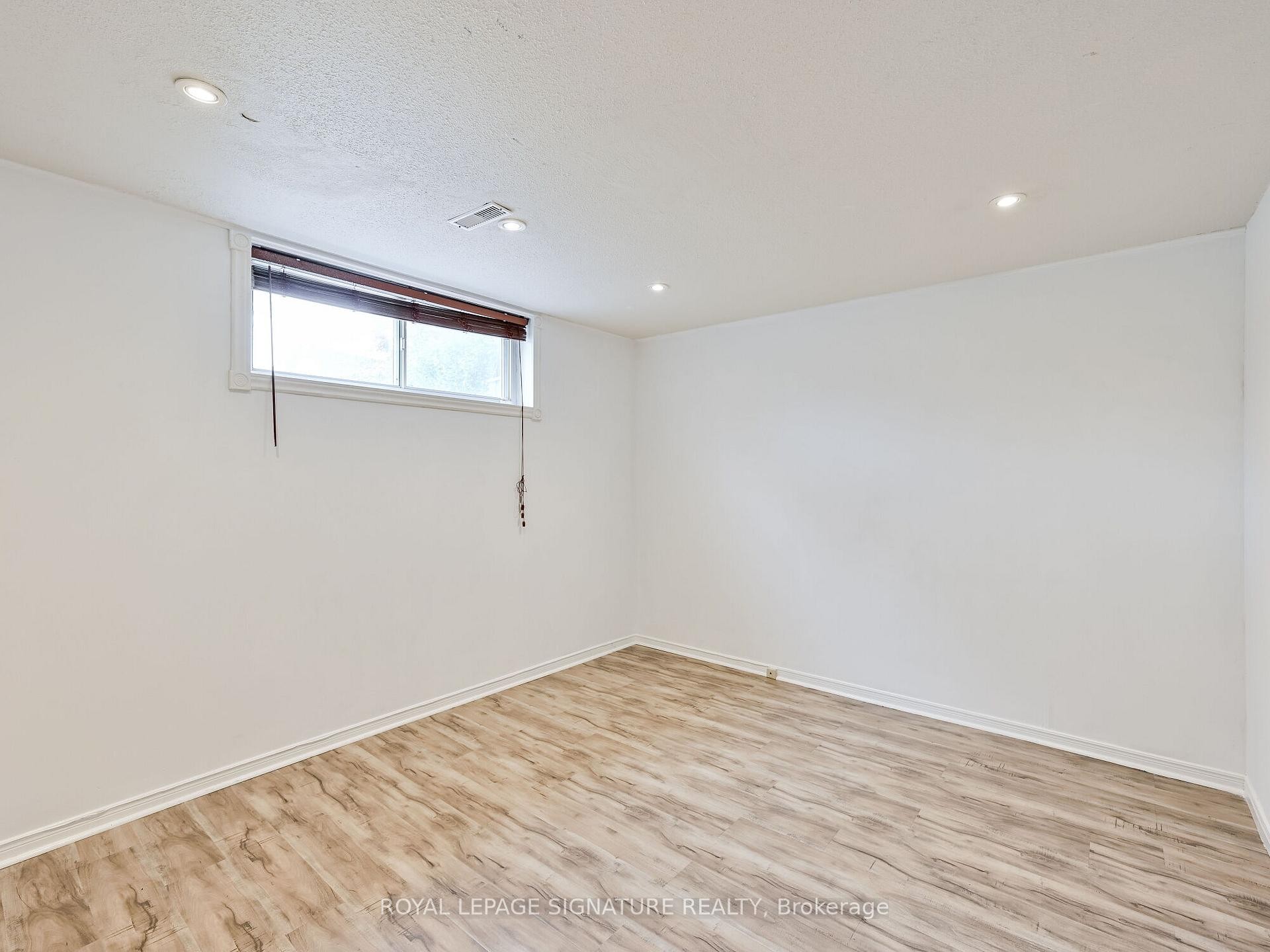 1195 Chada Avenue, Mississauga, ON - Indoor Photo Showing Other Room