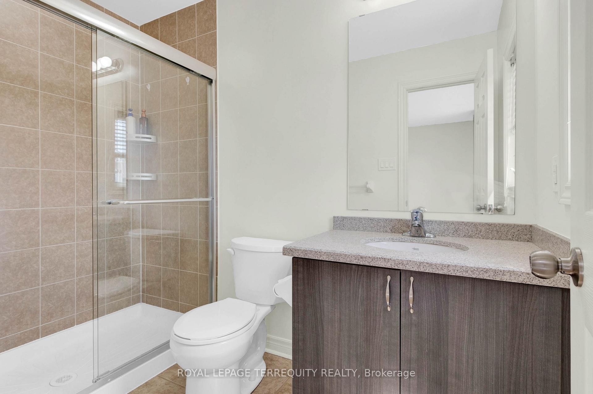 36 Crellin Street, Ajax, ON - Indoor Photo Showing Bathroom