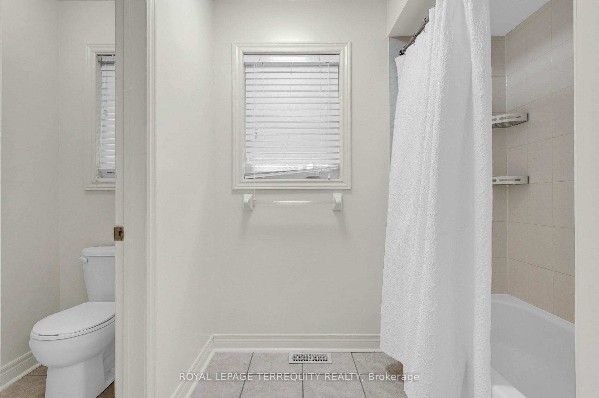 36 Crellin Street, Ajax, ON - Indoor Photo Showing Bathroom