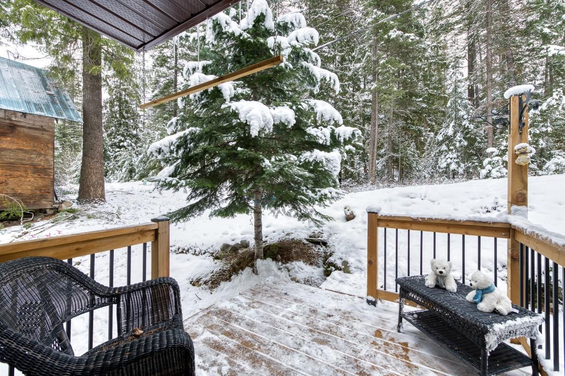 5807 Birch Avenue, Kitchener, BC