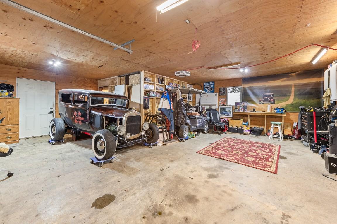 5807 Birch Avenue, Kitchener, BC