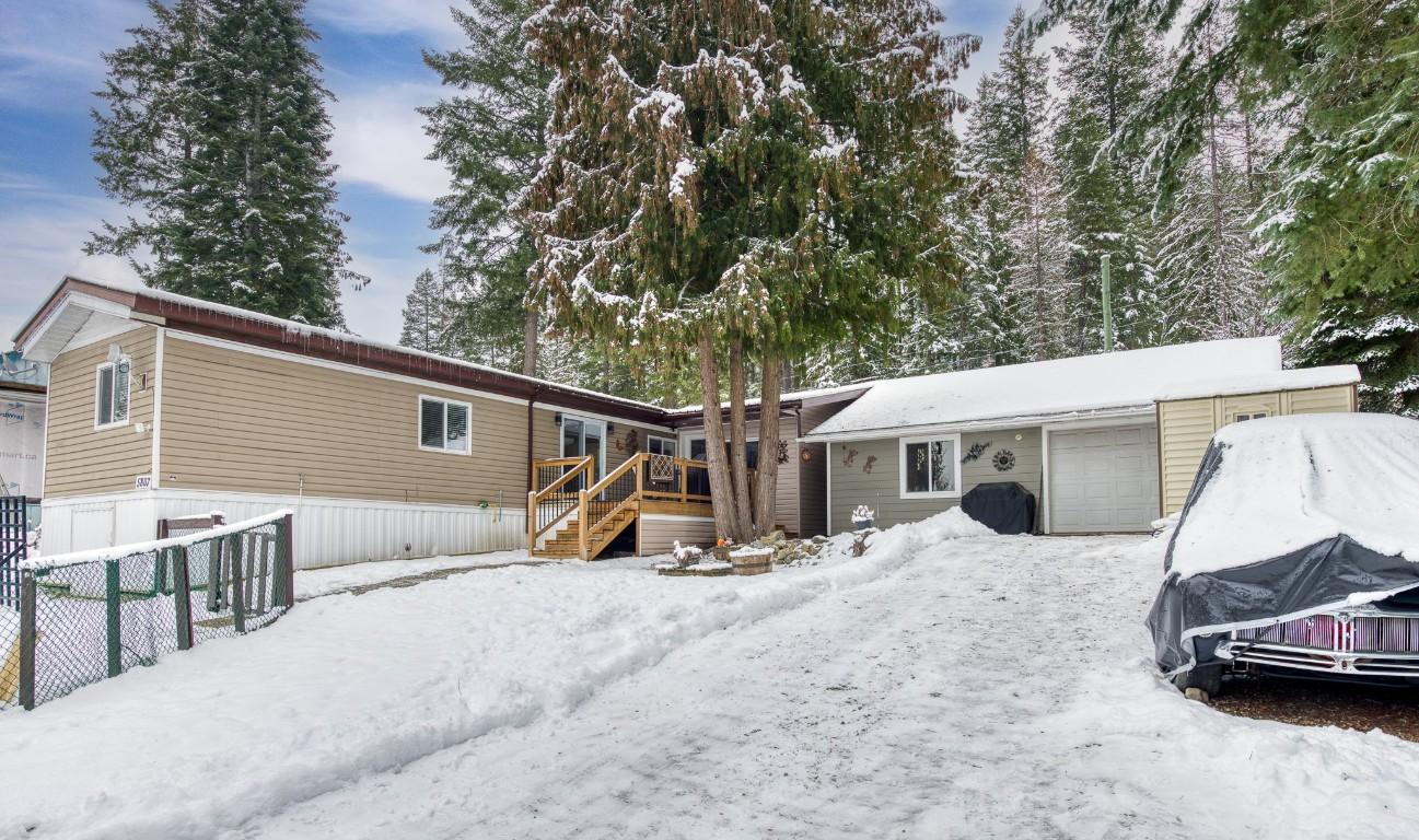 5807 Birch Avenue, Kitchener, BC