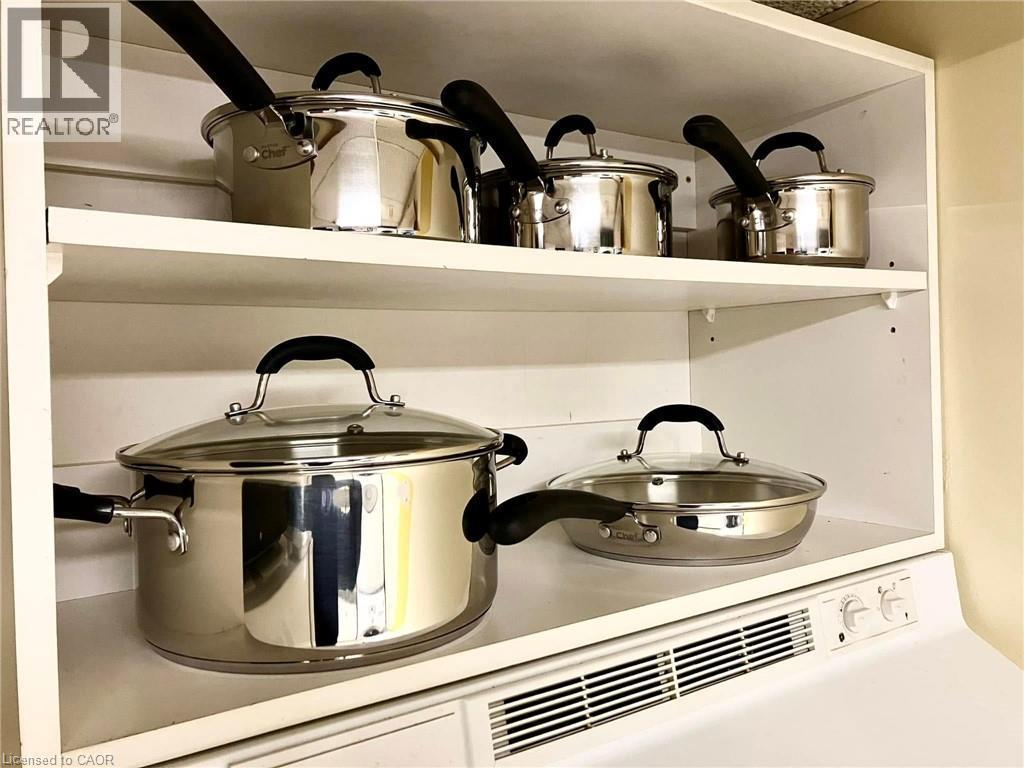 Kitchen view - 86 Devonglen Drive, Kitchener, ON - Indoor Photo Showing Laundry Room