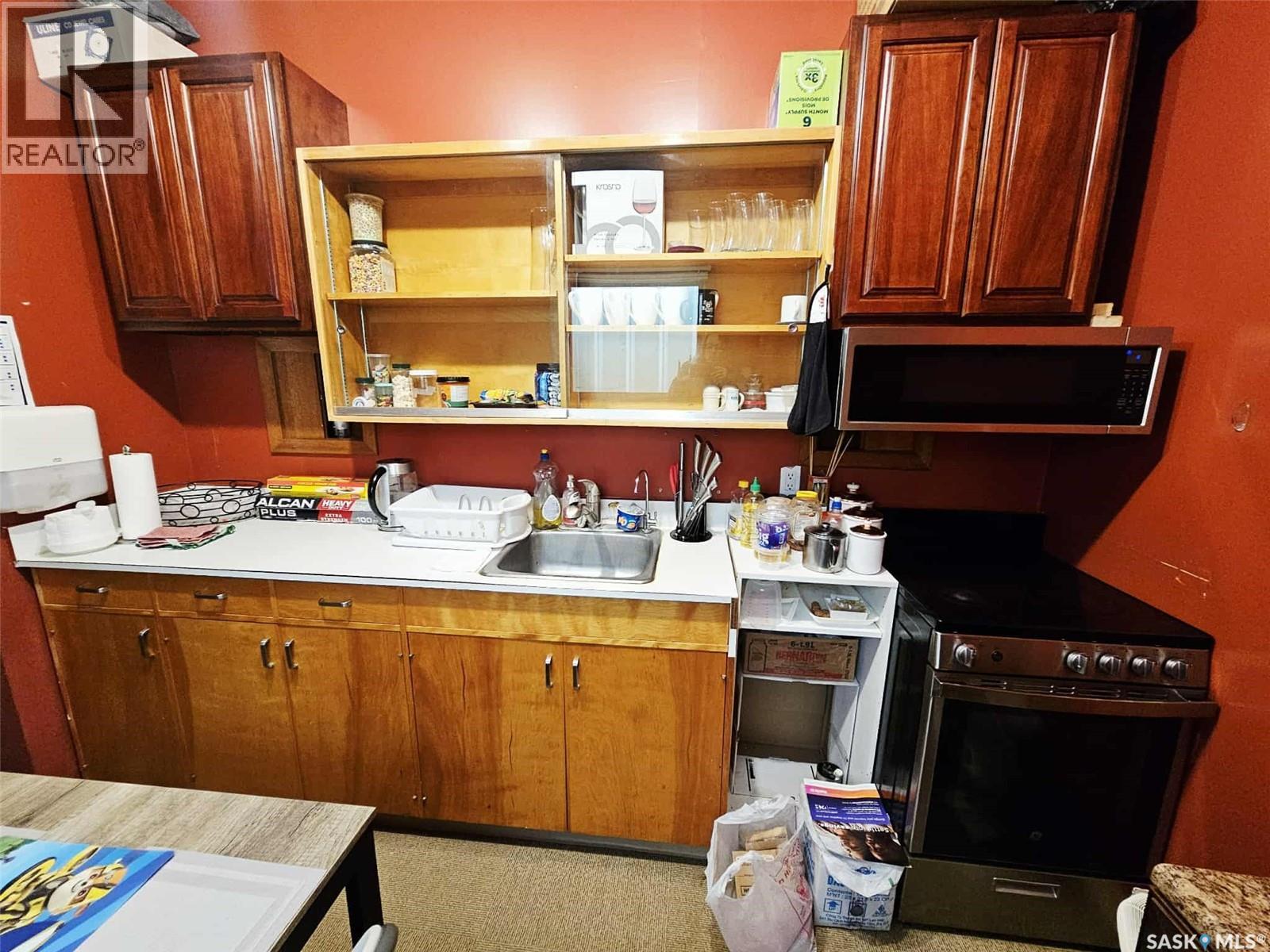 514 Main Street, Broadview, SK