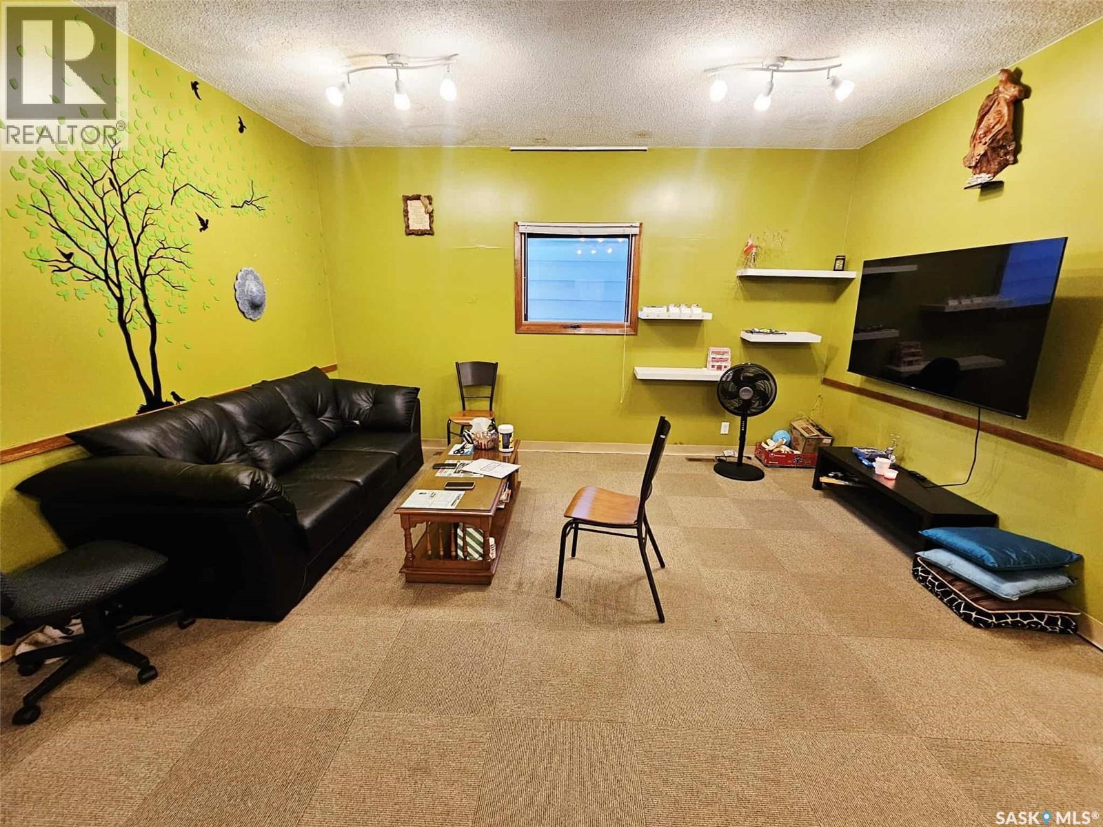 514 Main Street, Broadview, SK