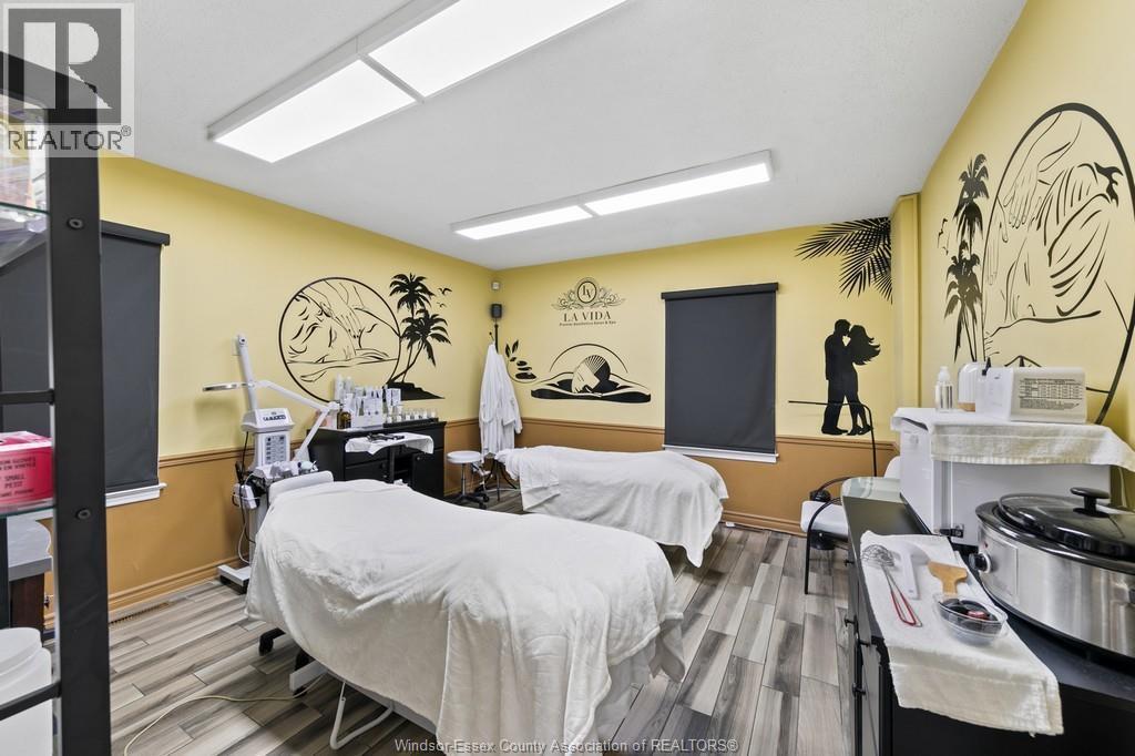 1580 Ouellette, Windsor, ON