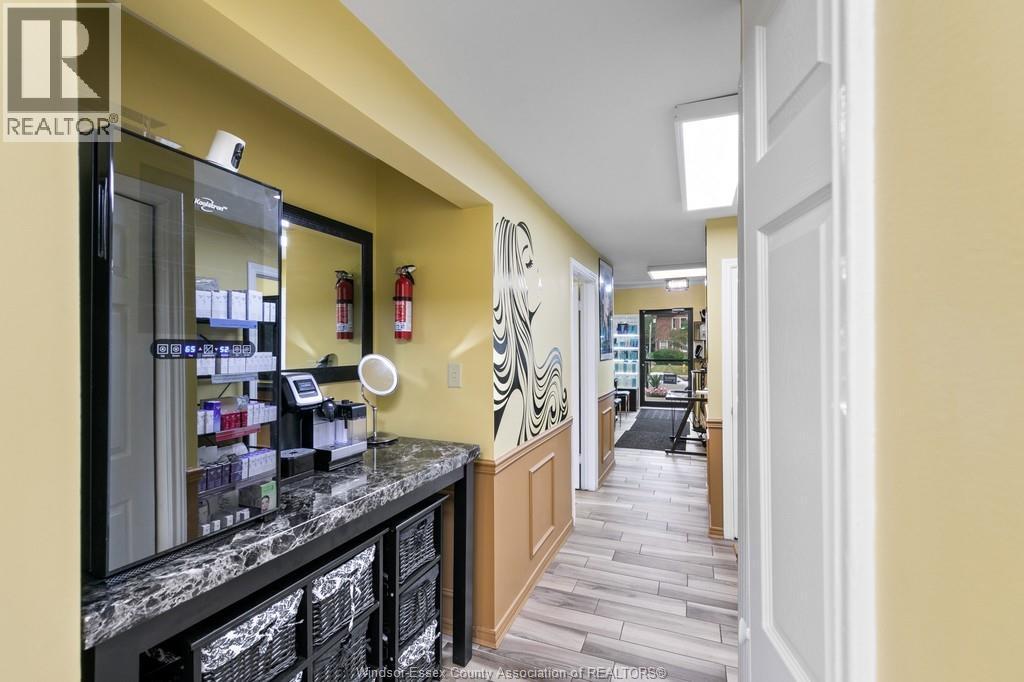 1580 Ouellette, Windsor, ON