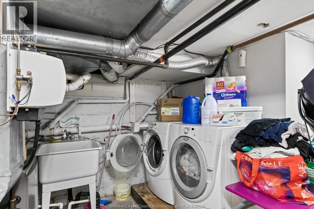 1580 Ouellette, Windsor, ON