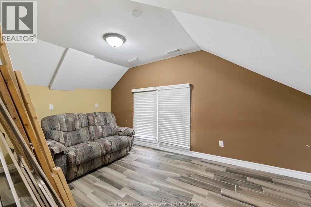 1580 Ouellette, Windsor, ON