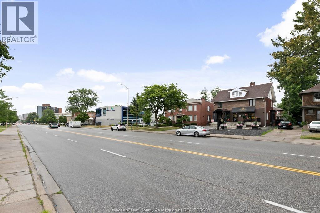 1580 Ouellette, Windsor, ON