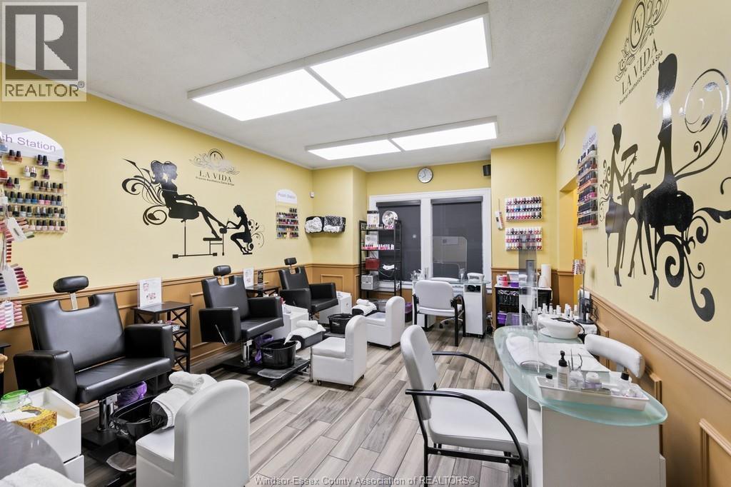 1580 Ouellette, Windsor, ON