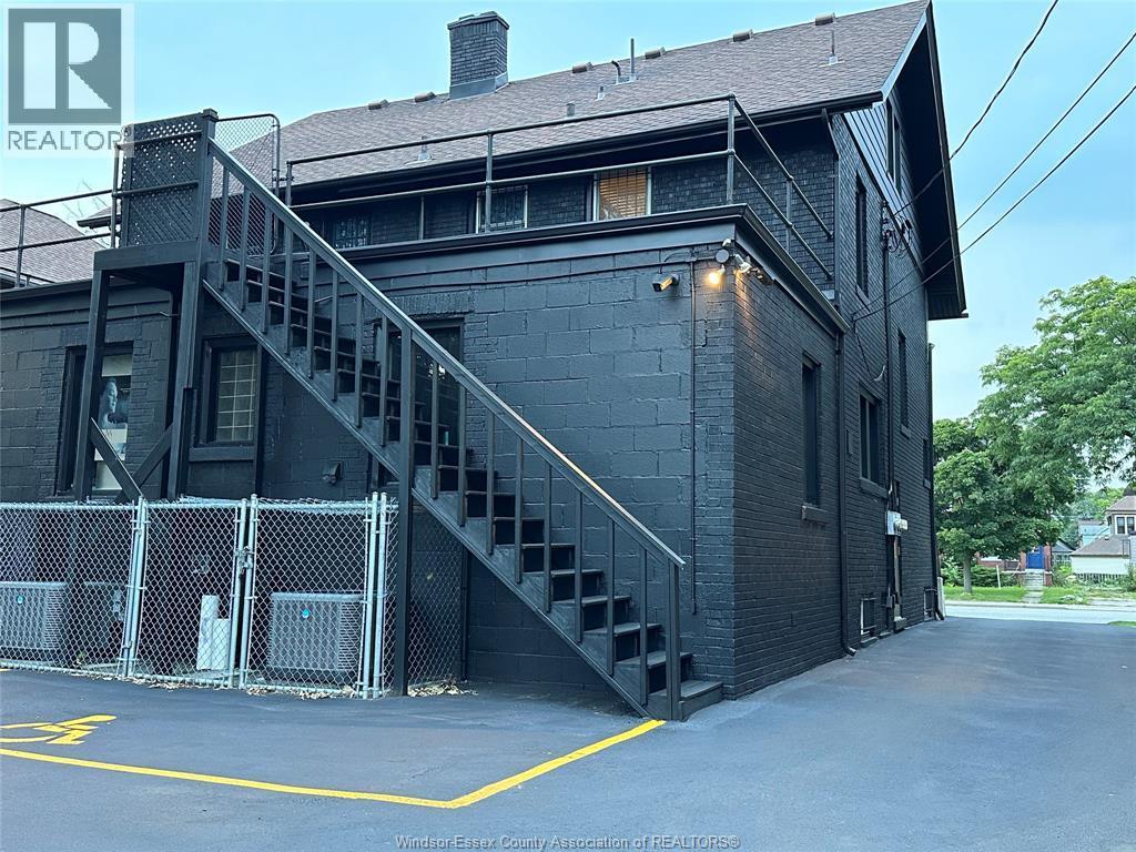 1580 Ouellette, Windsor, ON