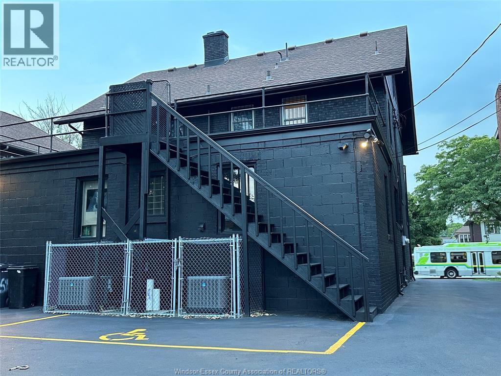 1580 Ouellette, Windsor, ON