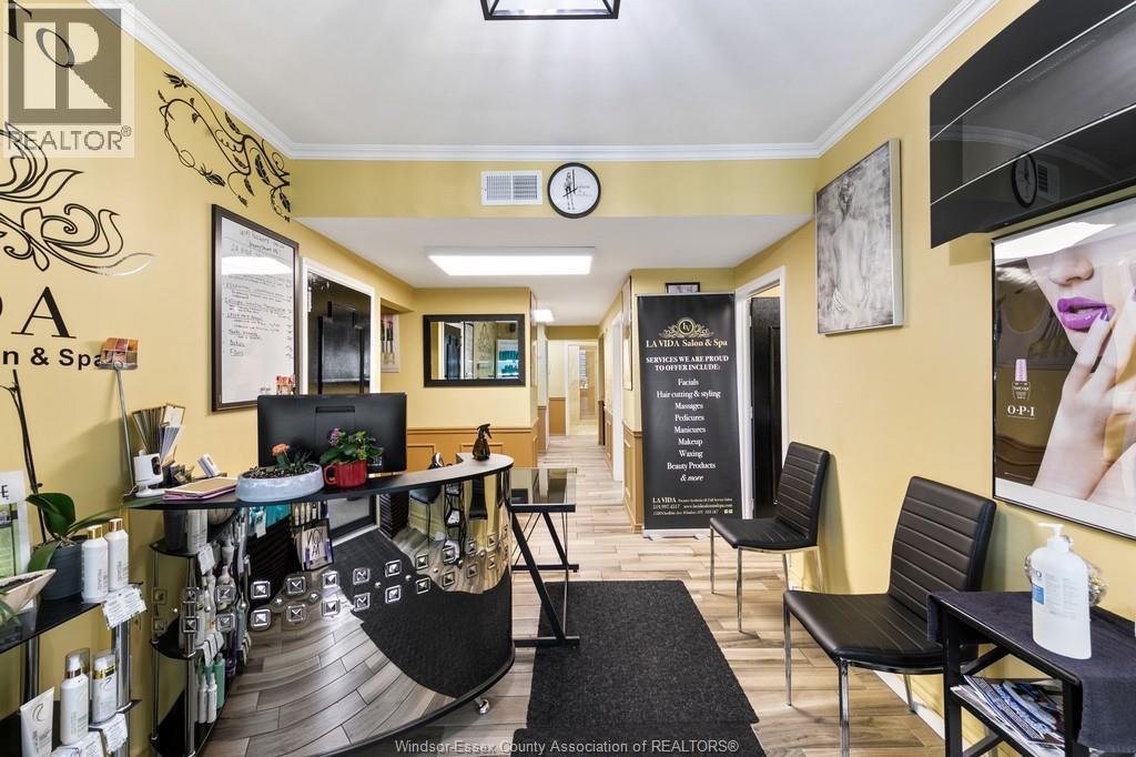 1580 Ouellette, Windsor, ON