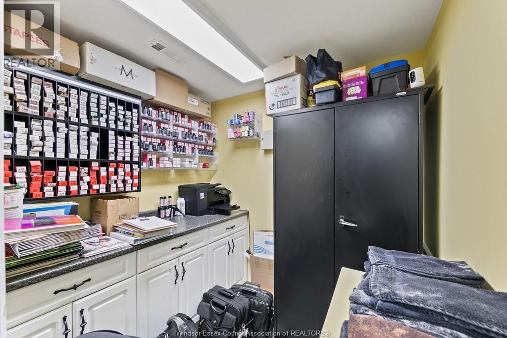 1580 Ouellette, Windsor, ON