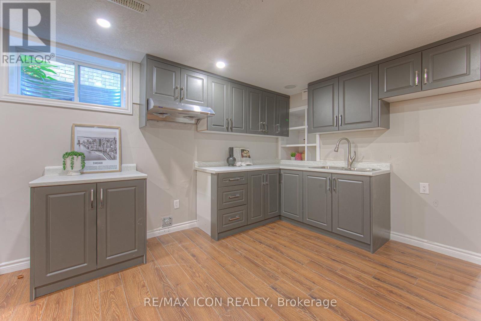 139 Pebblecreek Drive, Kitchener, ON - Indoor