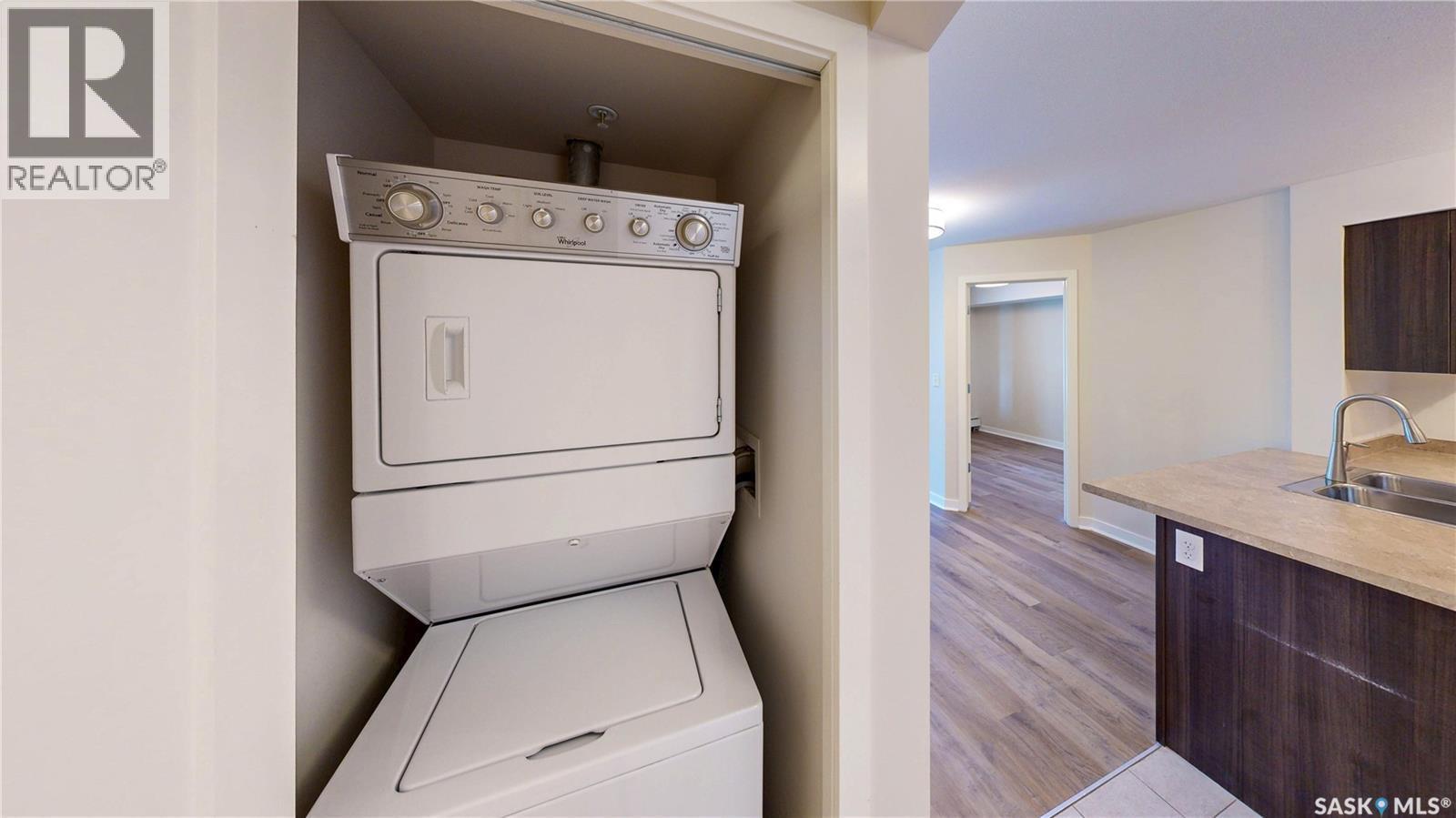 2115 5500 Mitchinson Way, Regina, SK - Indoor Photo Showing Laundry Room