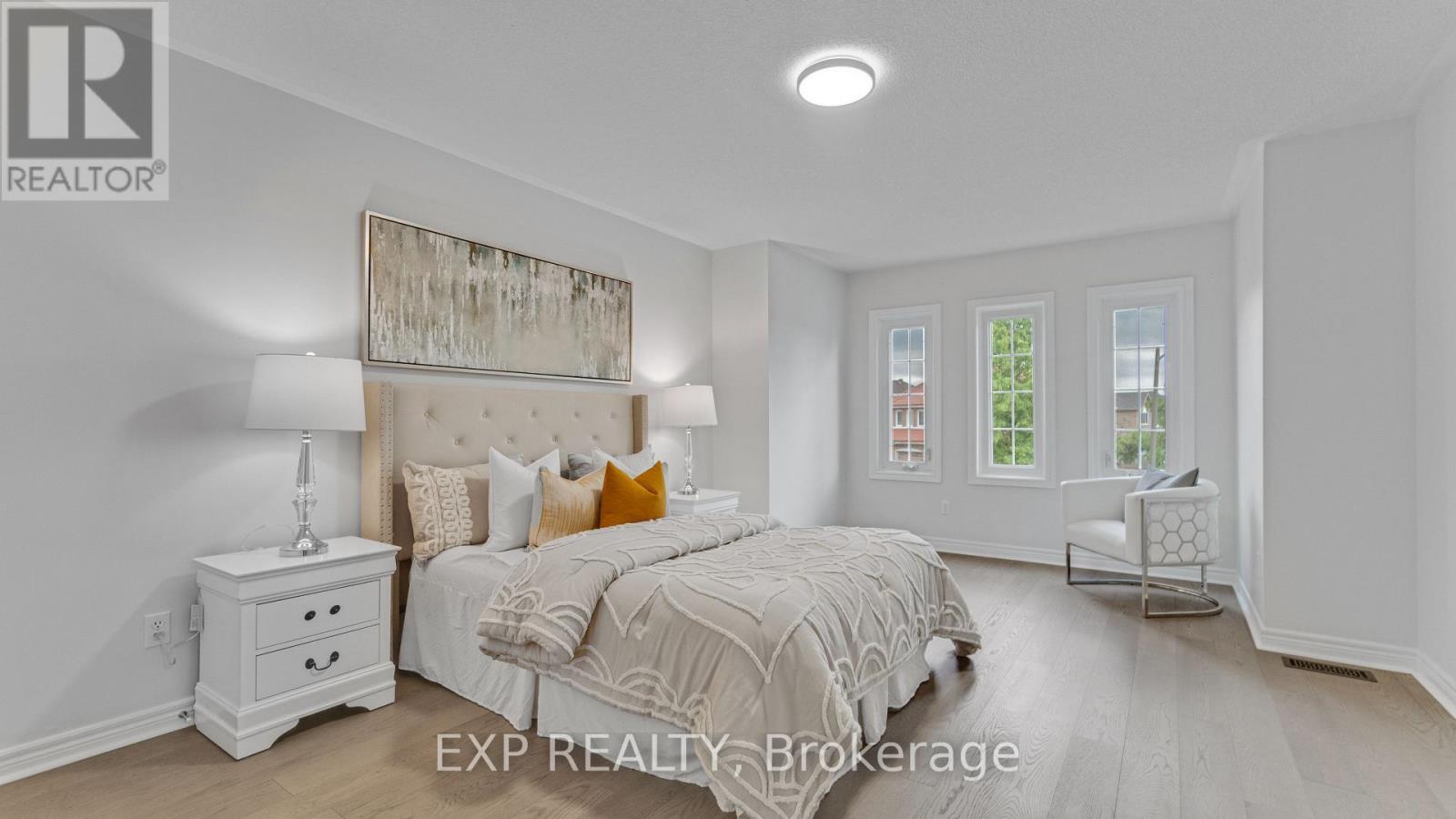 7159 Spyglass Crescent, Mississauga, ON - Indoor Photo Showing Bedroom