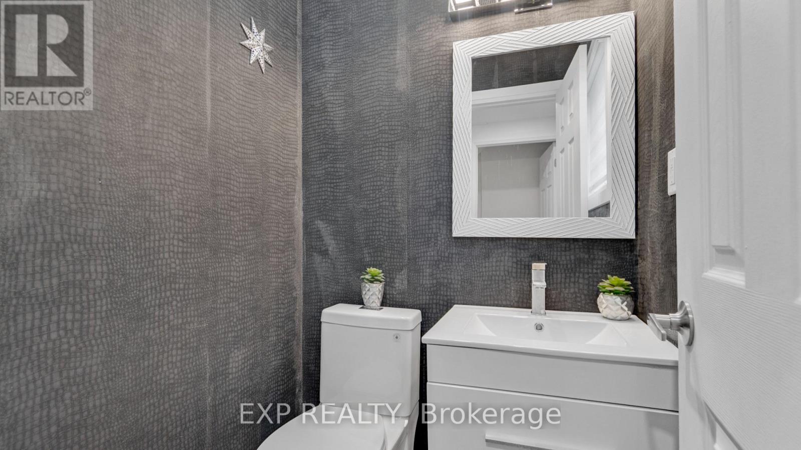 7159 Spyglass Crescent, Mississauga, ON - Indoor Photo Showing Bathroom