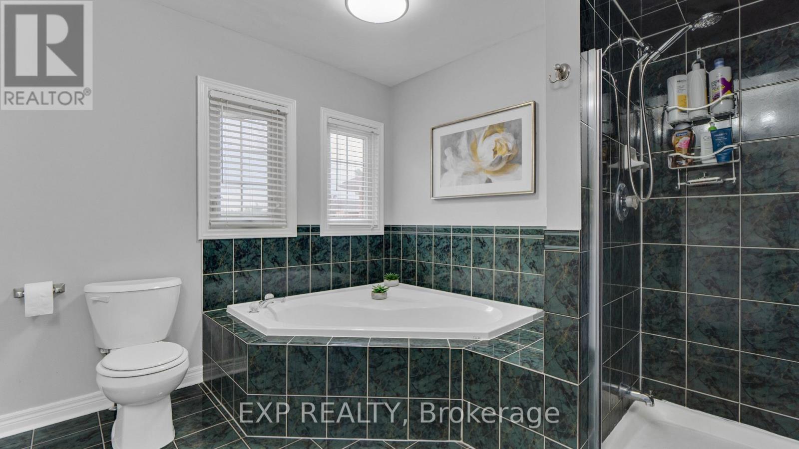 7159 Spyglass Crescent, Mississauga, ON - Indoor Photo Showing Bathroom
