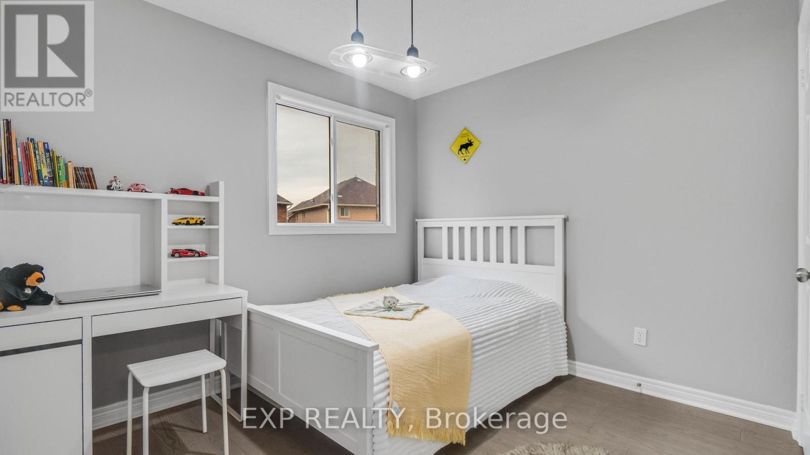 7159 Spyglass Crescent, Mississauga, ON - Indoor Photo Showing Bedroom