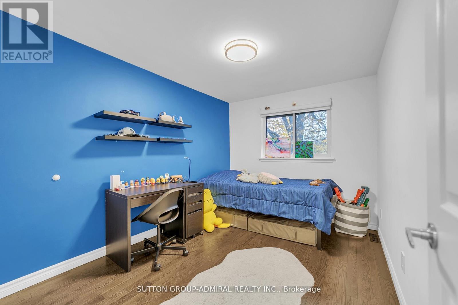 40 Stately Way, Markham, ON - Indoor Photo Showing Bedroom