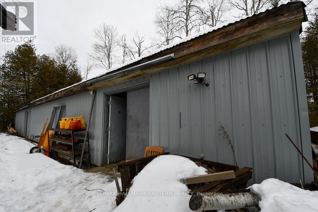 Workshop - 1970 Brown Line, Cavan Monaghan (Cavan-Monaghan), ON