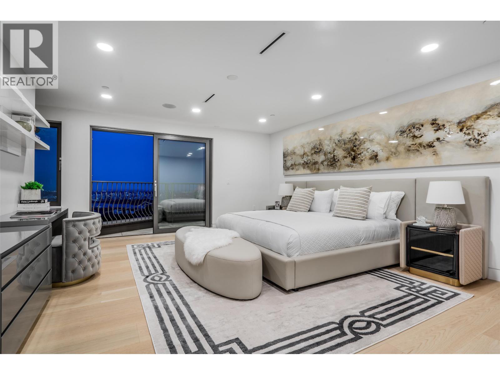 1123 Crestline Road, West Vancouver, BC - Indoor Photo Showing Other Room