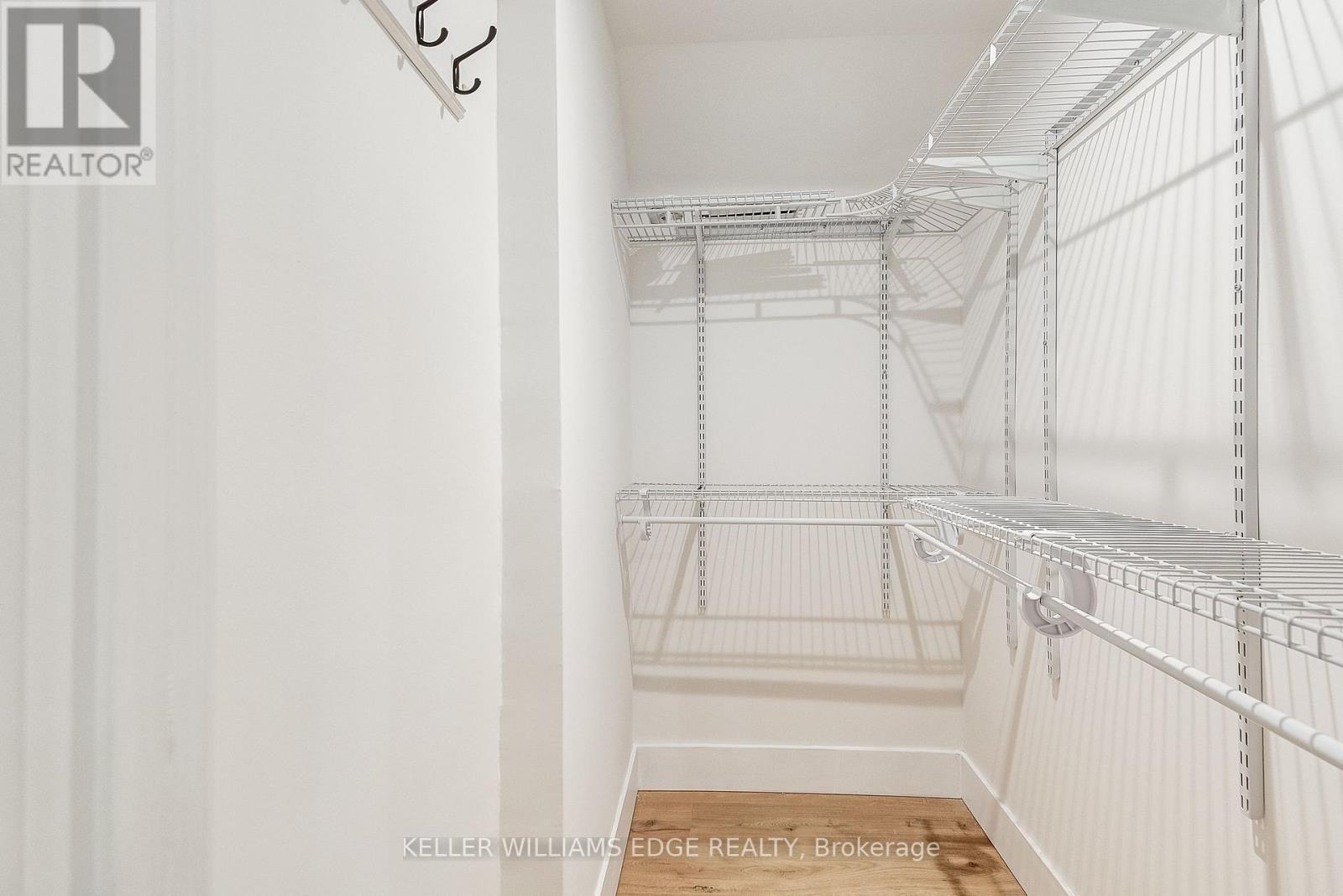 32 Cumberland Avenue, Hamilton, ON - Indoor With Storage