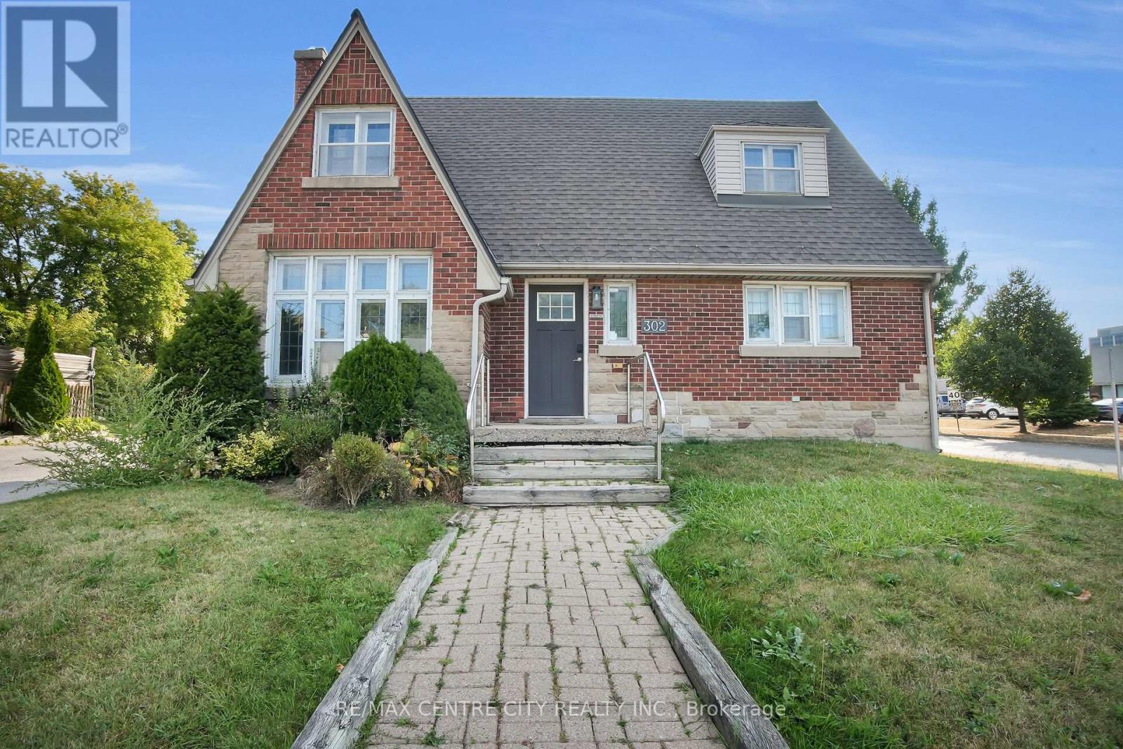 302 Wellington Road, London South (South H), ON