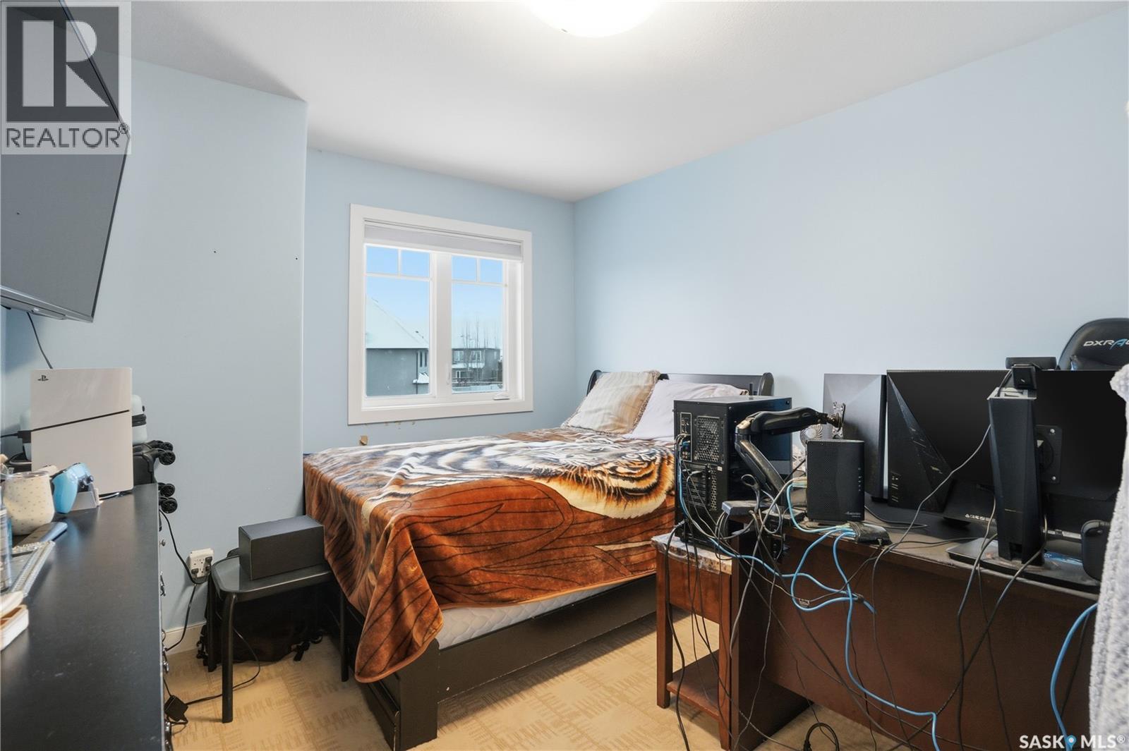 215 Beechwood Crescent, Saskatoon, SK - Indoor Photo Showing Bedroom
