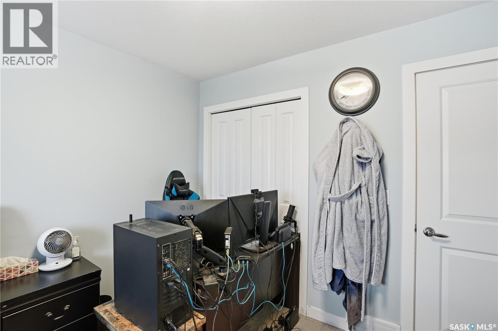 215 Beechwood Crescent, Saskatoon, SK - Indoor