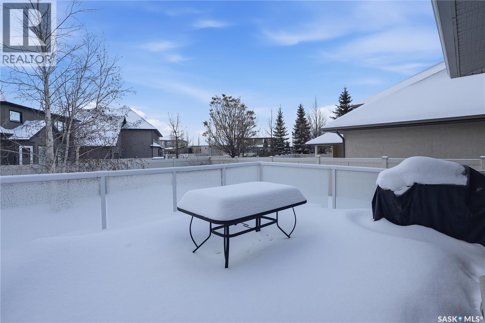 215 Beechwood Crescent, Saskatoon, SK - Outdoor