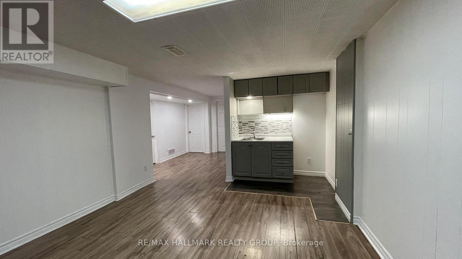 2197 Urbandale Drive, Ottawa, ON - Indoor