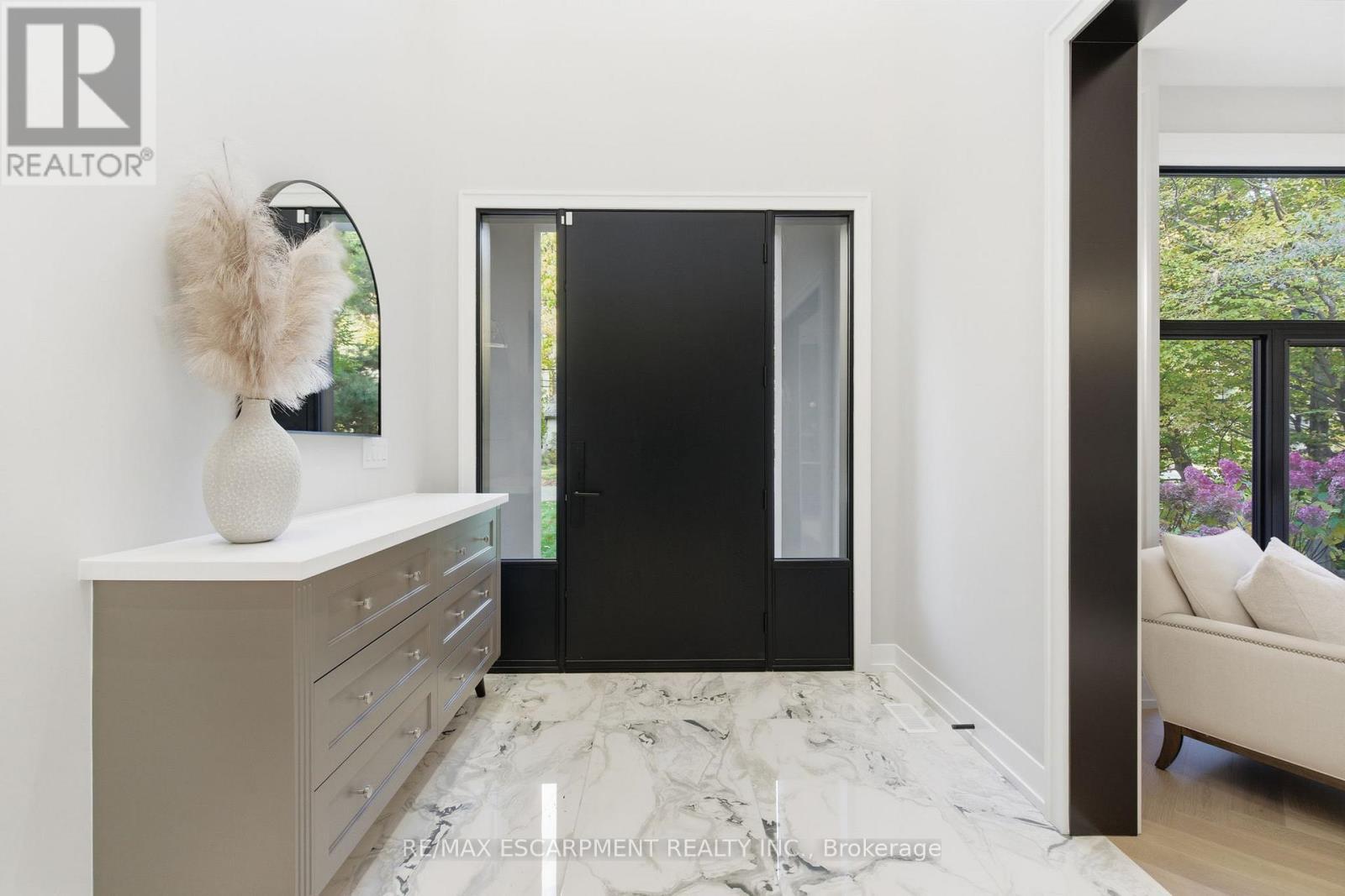 1380 Birchwood Heights Drive, Mississauga, ON - Indoor Photo Showing Other Room