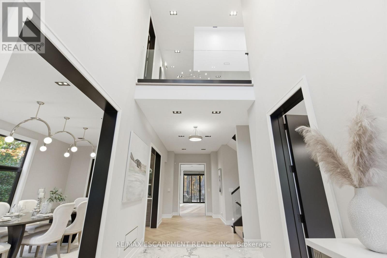 1380 Birchwood Heights Drive, Mississauga, ON - Indoor