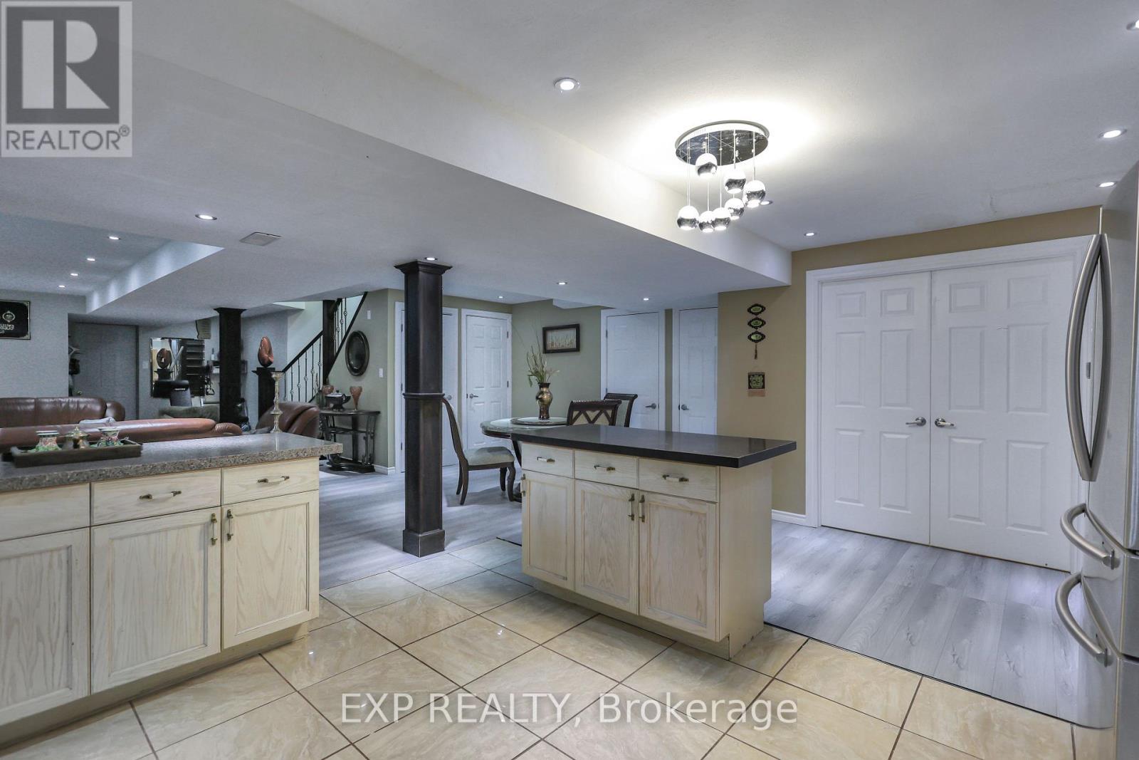 254 Rymal Road W, Hamilton, ON - Indoor
